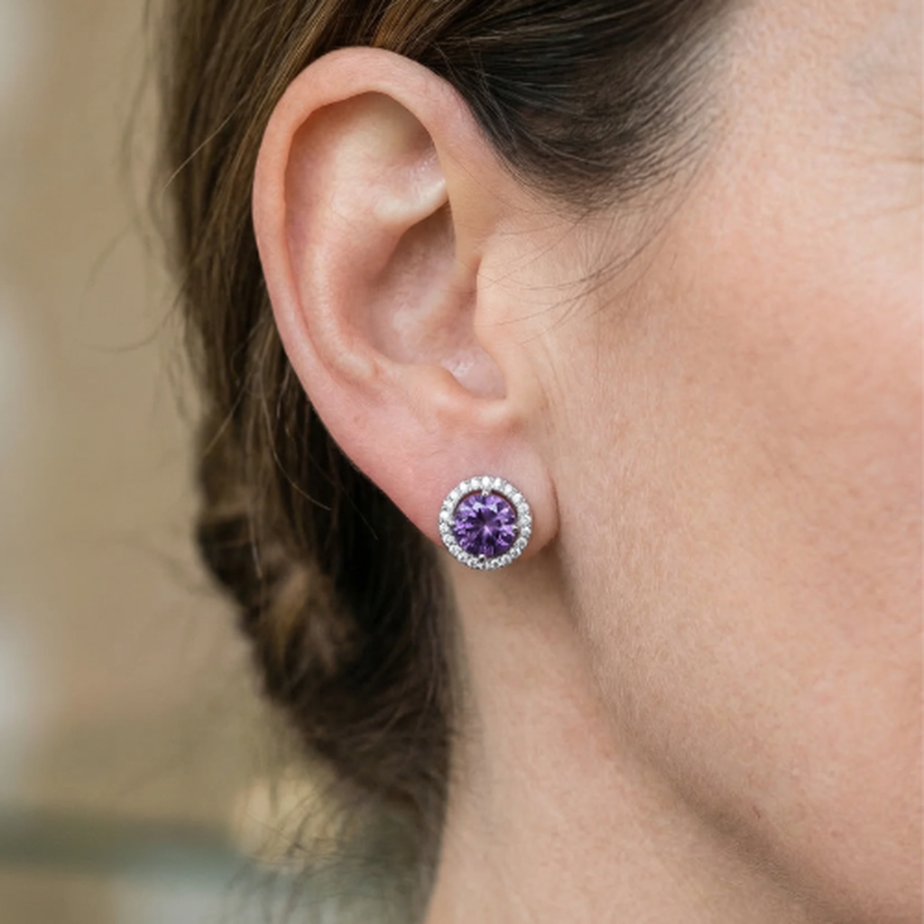 Pendientes redondos pavé violeta · Plateado
