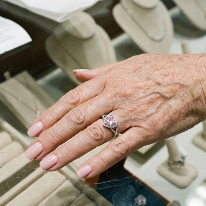 Anillo halo trenzado Amour · Plateado