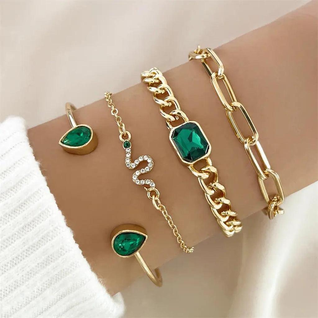 Pulsera con cristales verdes