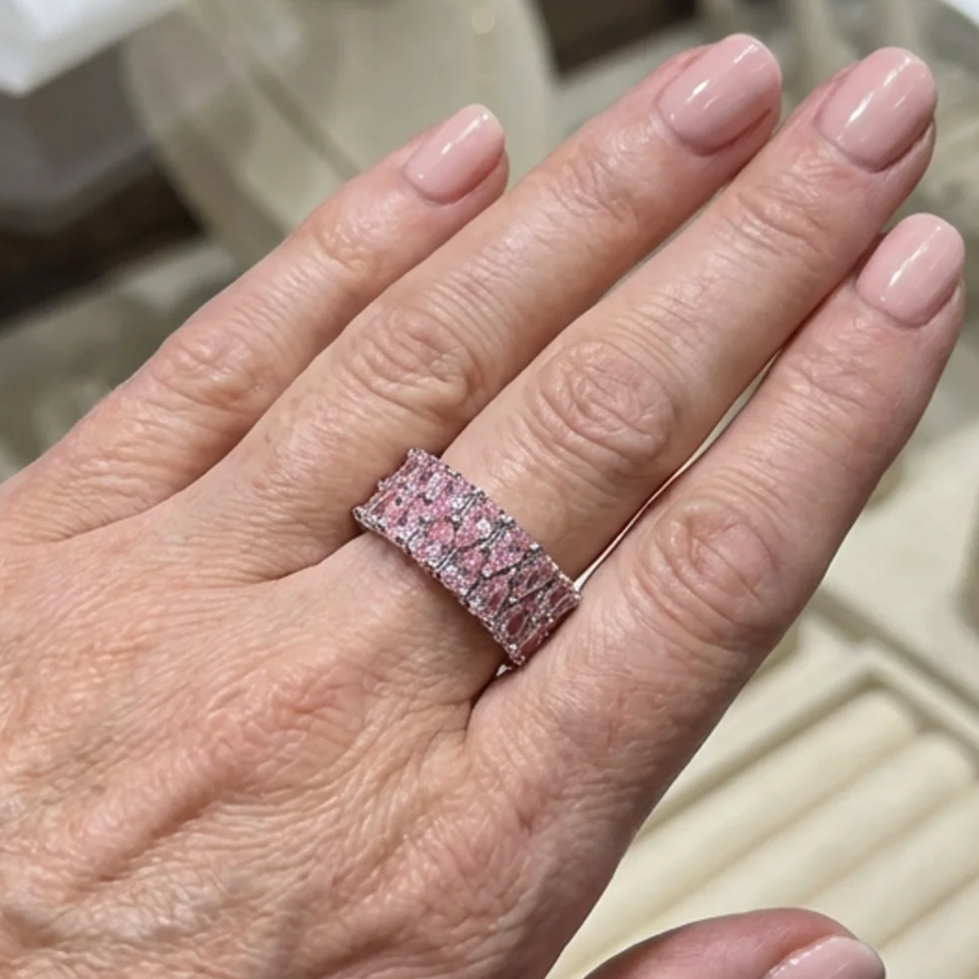 Anillo cascada de brillos rosas · Plateado