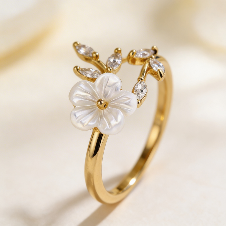Anillo flor de primavera ajustable · Dorado