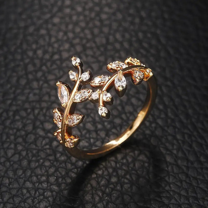 Anillo de vid ajustable · Dorado