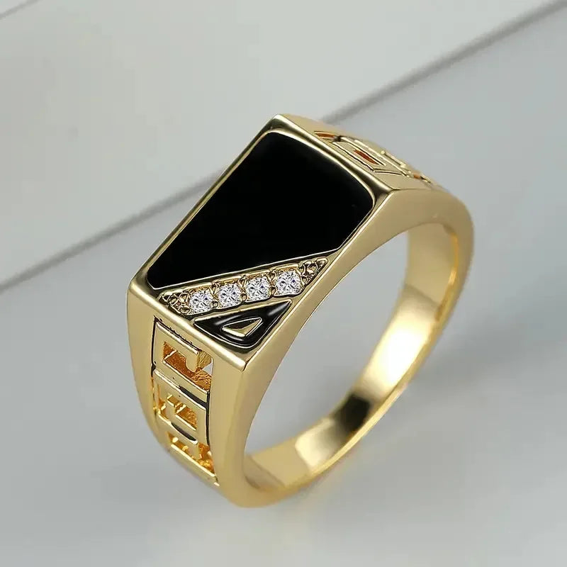 Anillo con brillos · Dorado