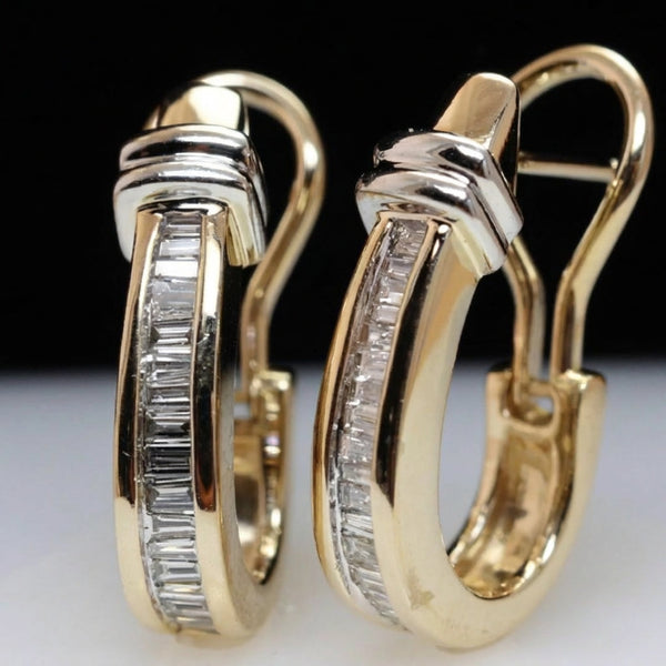 Pendientes retro con brillos · Dorado
