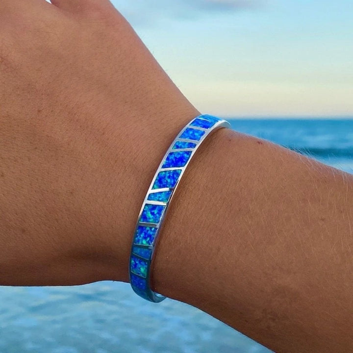 Pulsera de efecto ópalo azul · Plateado