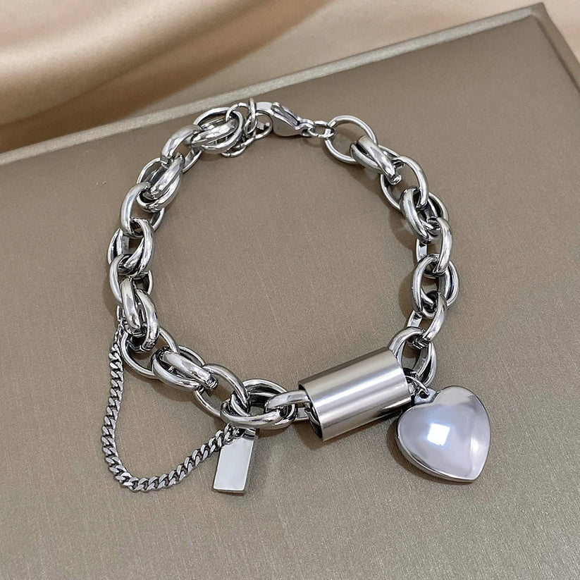 Pulsera gruesa · Dorado o plateado