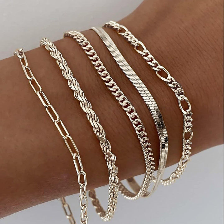 Set de 5 pulseras · Dorado o plateado