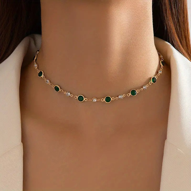 Collar Élira Vescari · Dorado