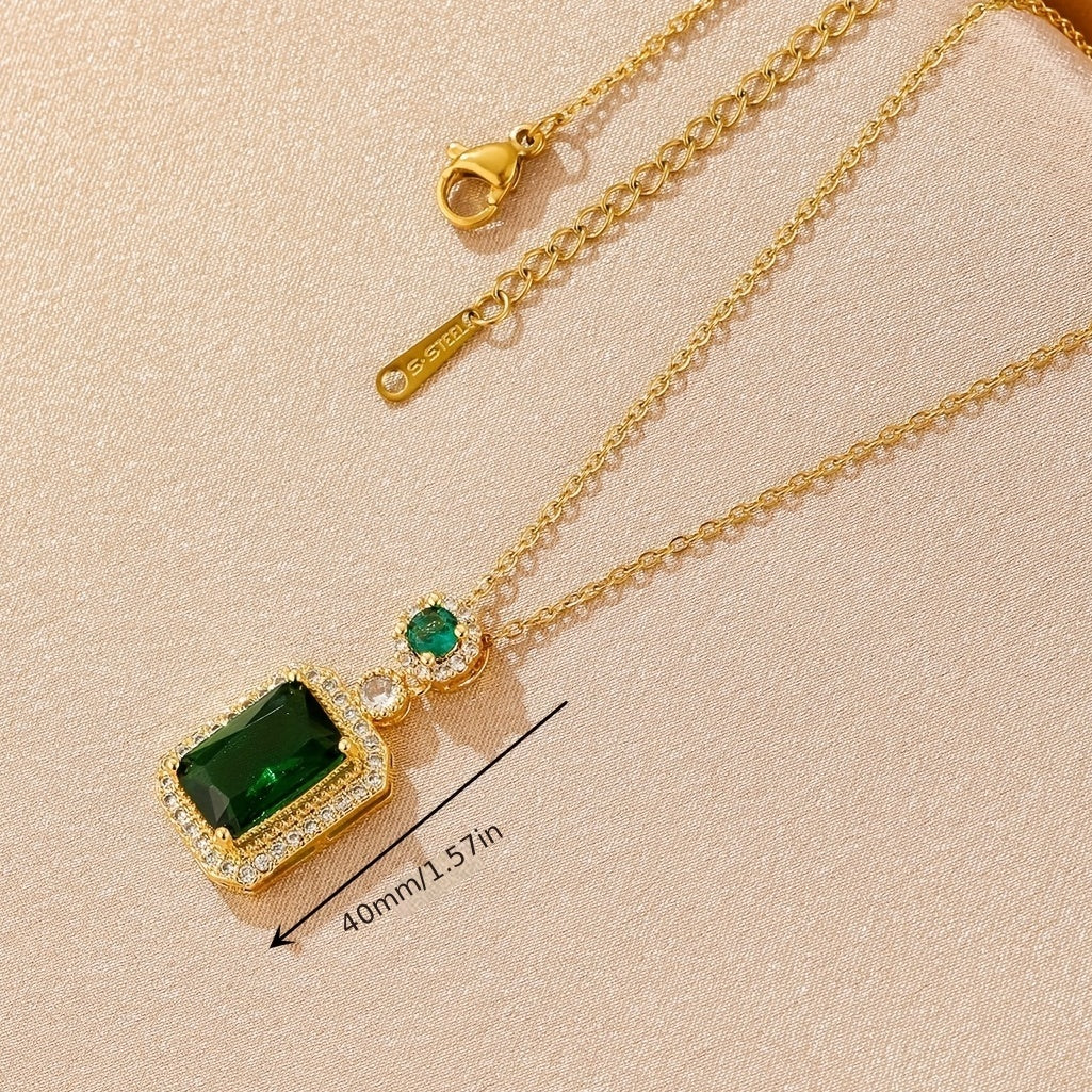 Collar Greta verde esmeralda · Dorado