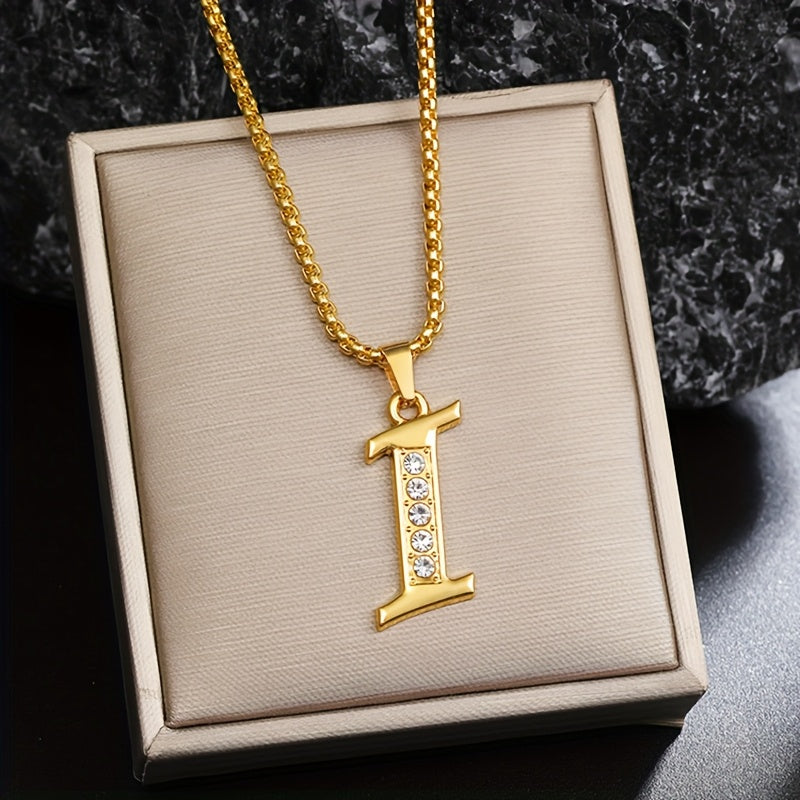 Collar con inicial y brillo · Dorado