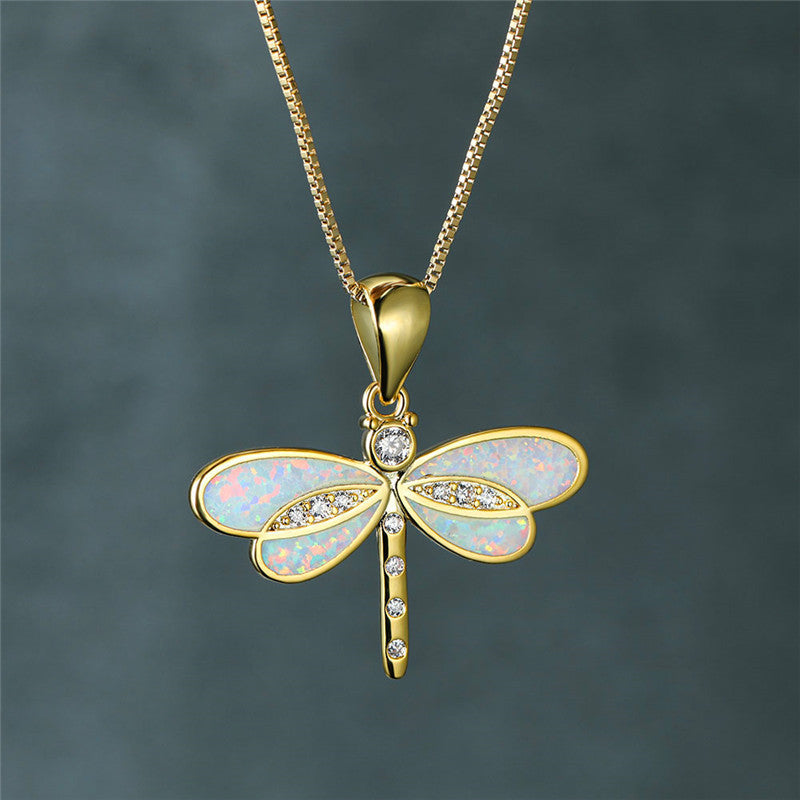 Collar libélula con alas irisadas · Dorado