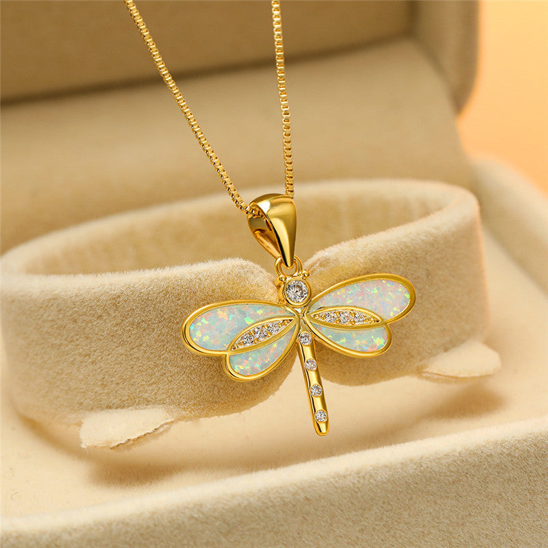 Collar libélula con alas irisadas · Dorado