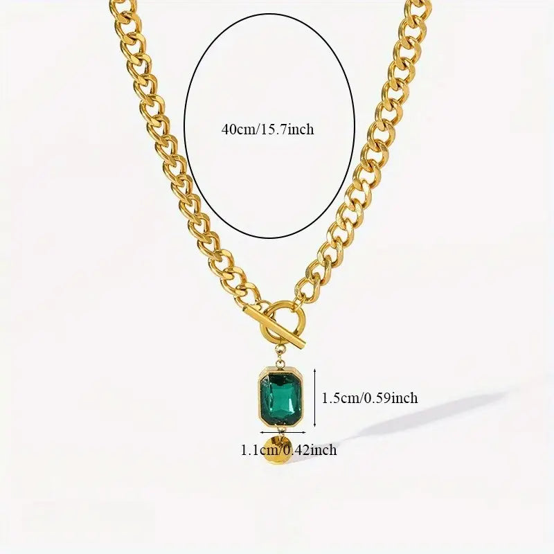 Collar de cadena gruesa con colgante verde esmeralda · Dorado