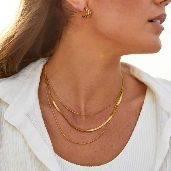 Collar de varias capas · Dorado