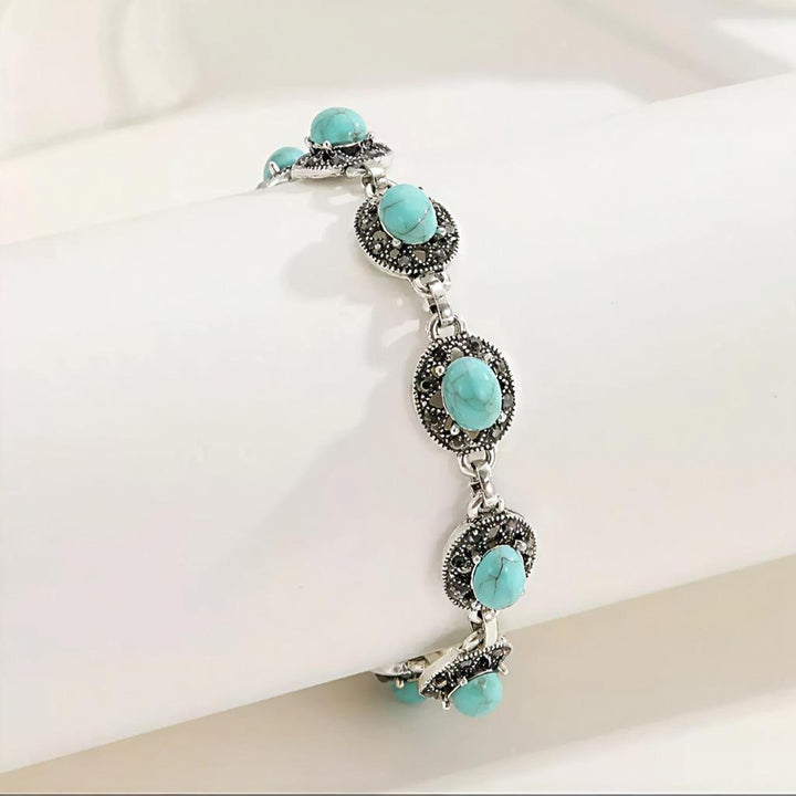 Pulsera Corvelle con emblema · Plateado