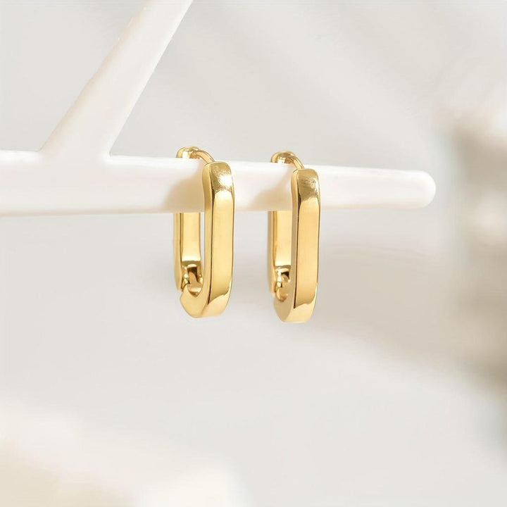 Pendientes de aro geométricos · Dorado o plateado