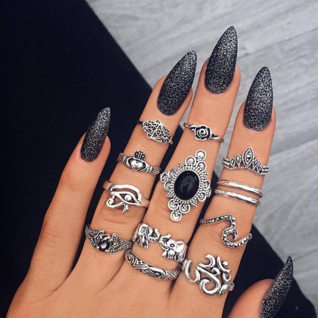 Set premium de 8 a 12 anillos · Dorado