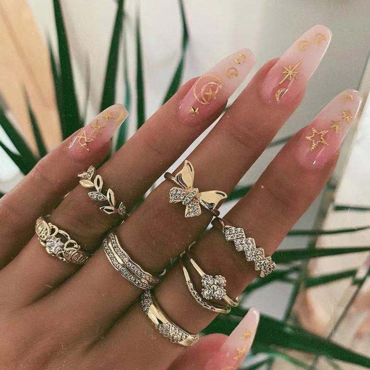 Set premium de 8 a 12 anillos · Dorado