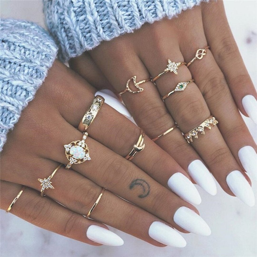 Set premium de 8 a 12 anillos · Dorado