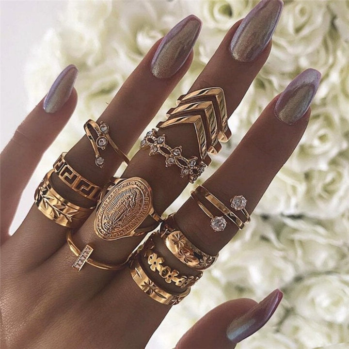 Set premium de 8 a 12 anillos · Dorado