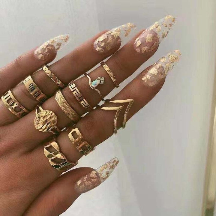 Set premium de 8 a 12 anillos · Dorado