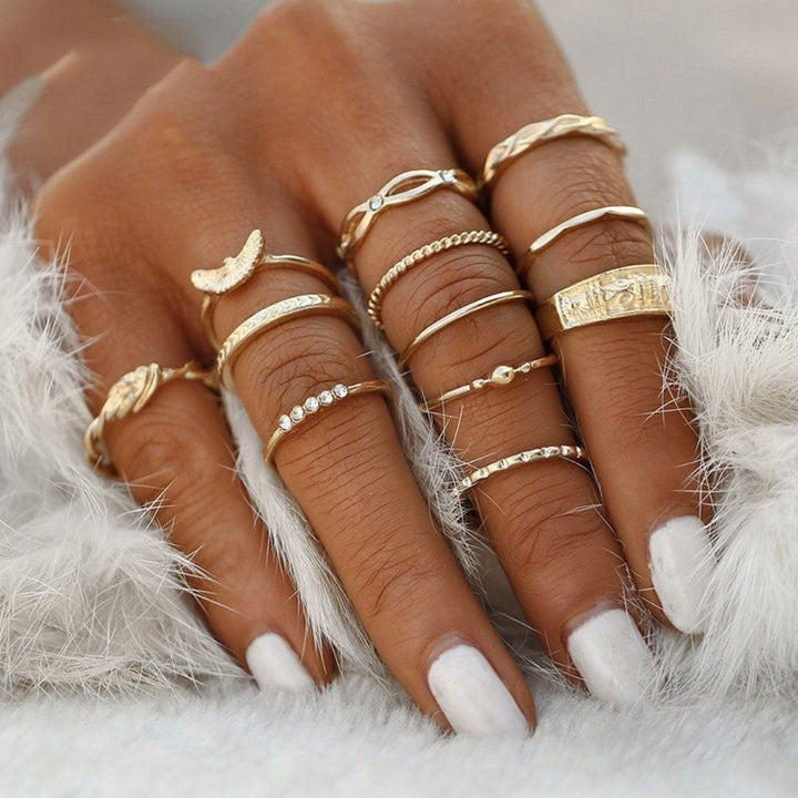 Set premium de 8 a 12 anillos · Dorado