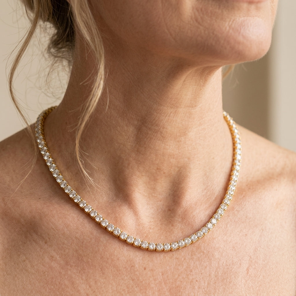 Collar tenis con brillos · Dorado