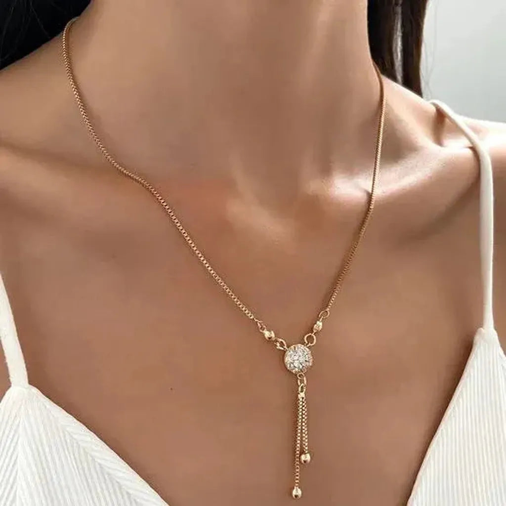 Collar en Y con flecos de cadena · Dorado