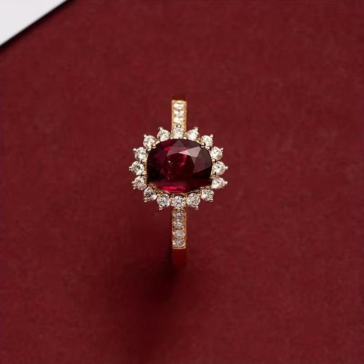 Anillo Emperatriz rojo · Dorado