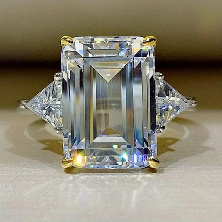 Anillo Reina con brillo rectangular · Plateado