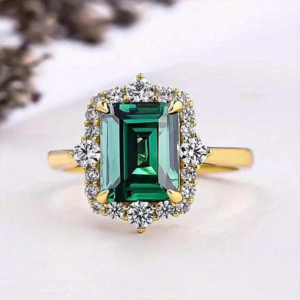 Anillo Reina verde esmeralda