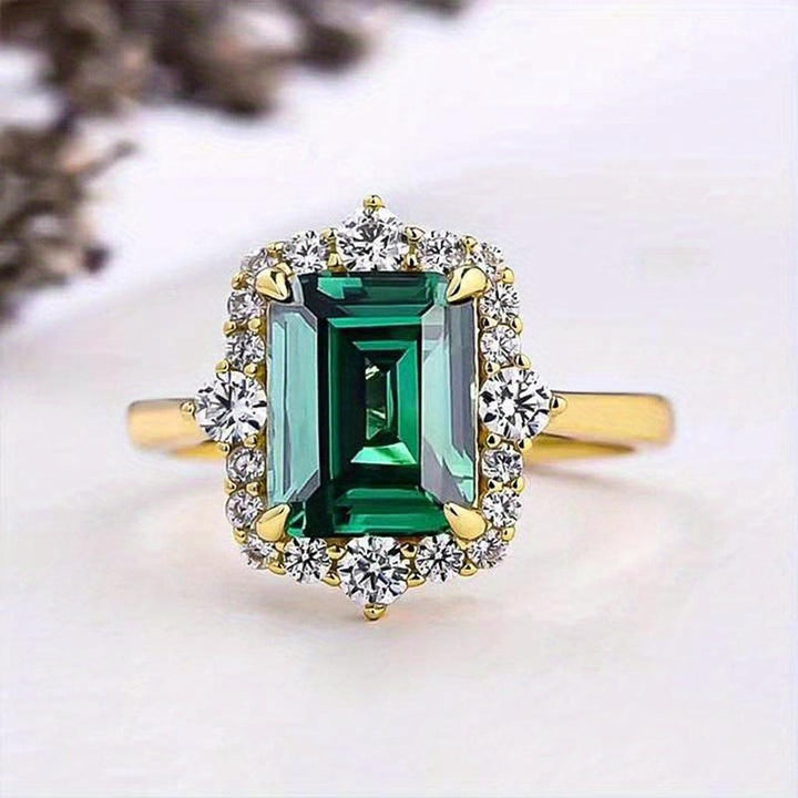 Anillo Reina verde esmeralda