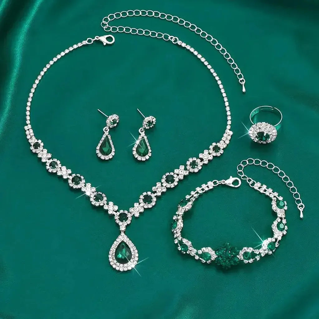 Conjunto Adriana Lysandra · Plateado