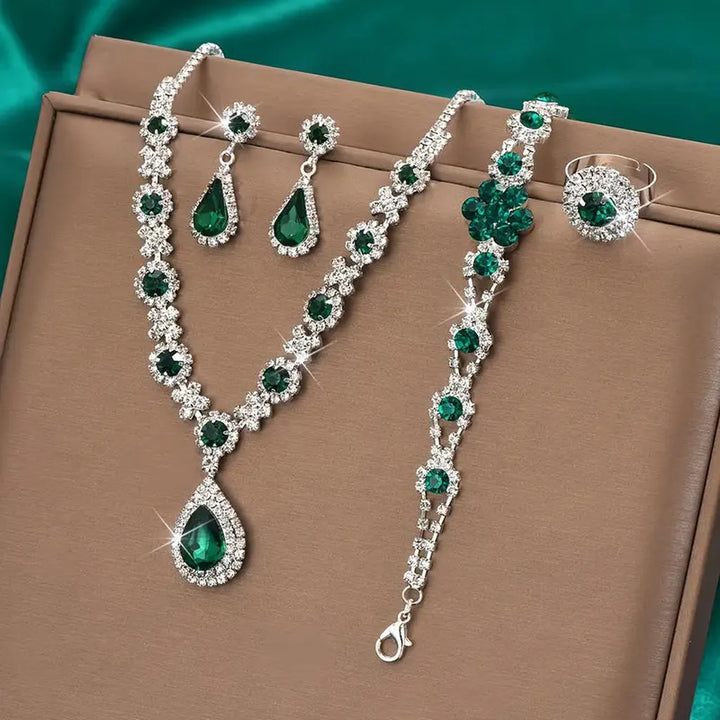 Conjunto Adriana Lysandra · Plateado