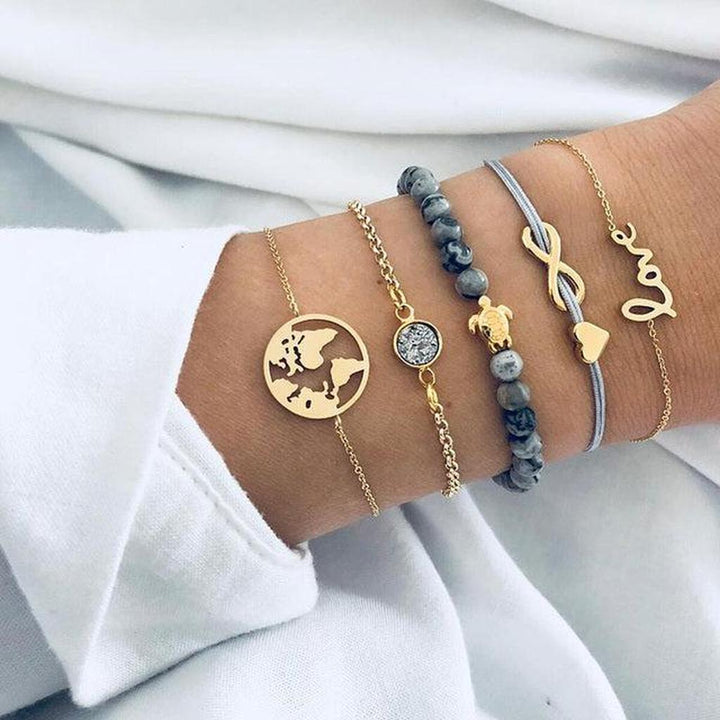 Set de pulseras boho para combinar · Dorado