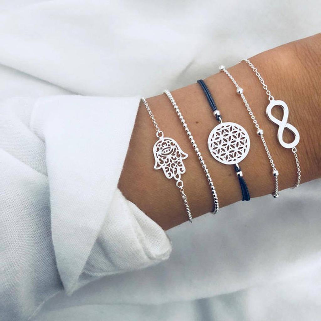 Set de pulseras boho para combinar · Dorado