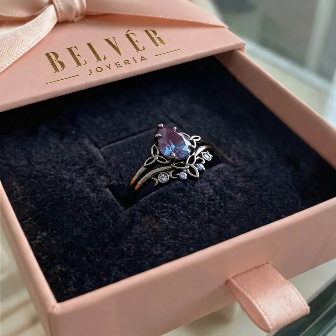 Anillo de capas violeta