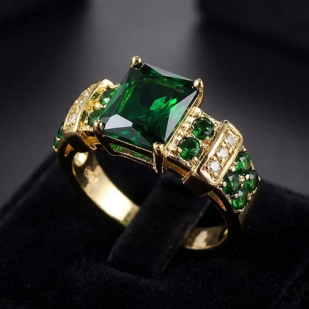 Anillo rectangular verde esmeralda · Dorado