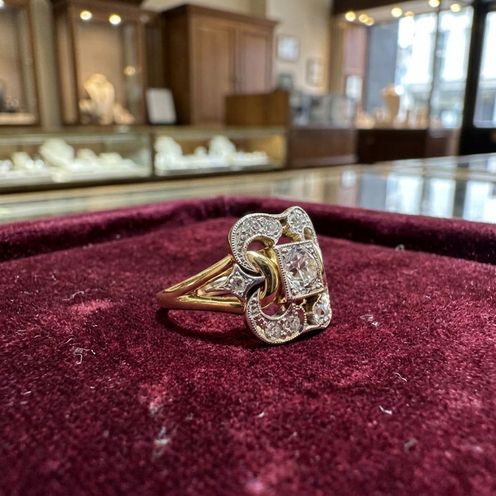 Anillo vintage con brillo central · Bicolor