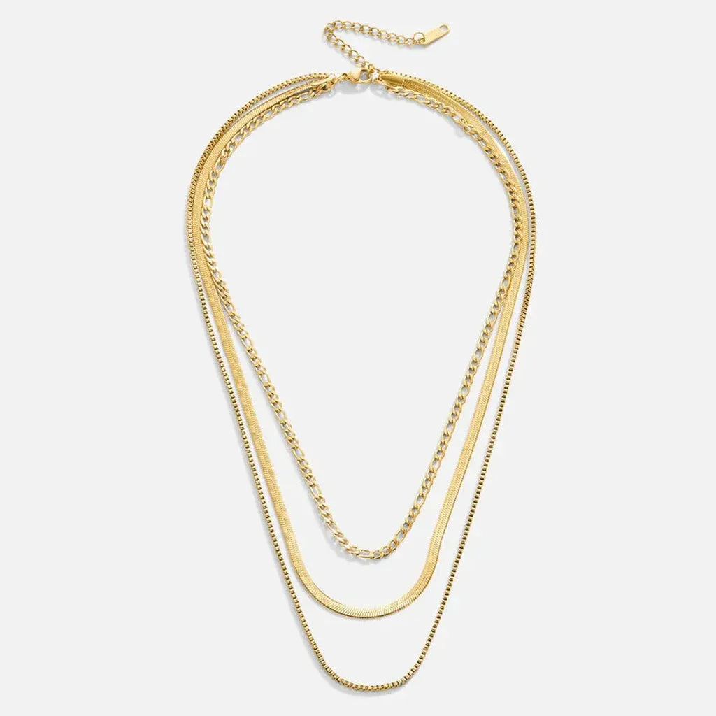 Collar de tres capas · Dorado