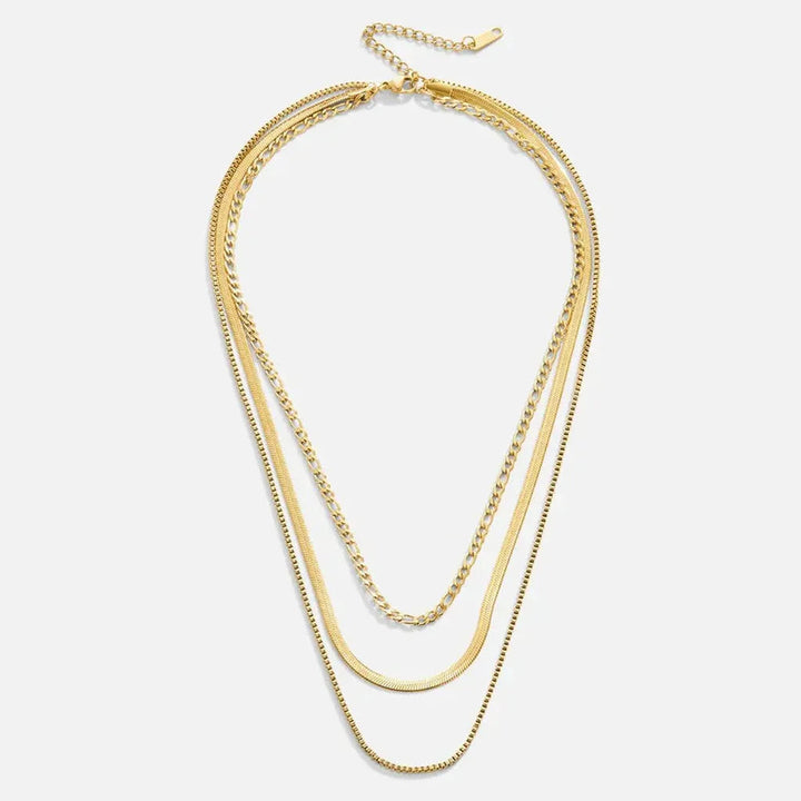 Collar de tres capas · Dorado