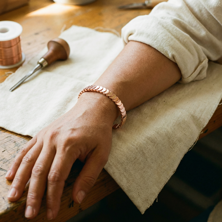 Pulsera de cobre Marea de escamas