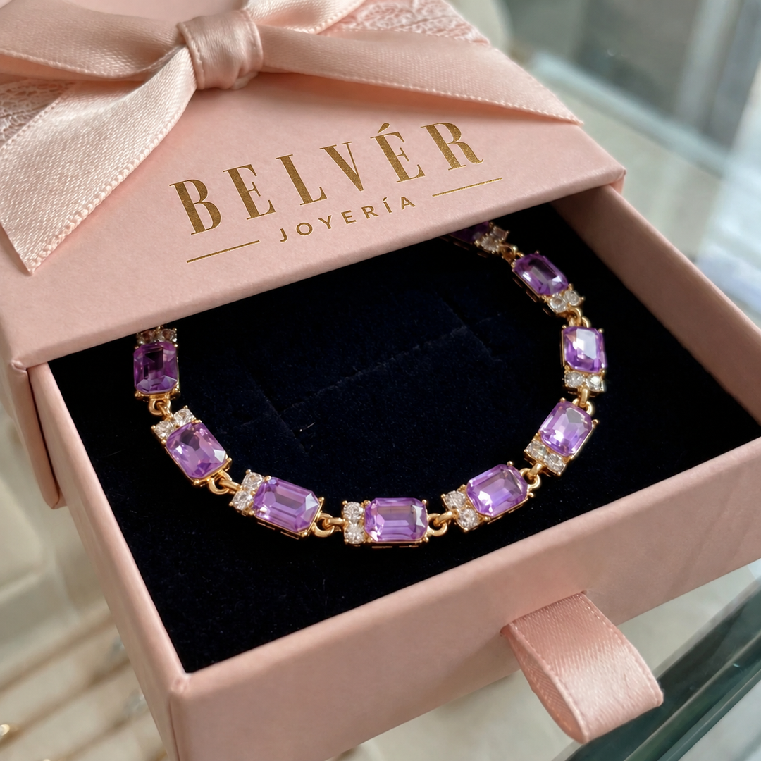 Pulsera Valleria con charms violeta · Dorado
