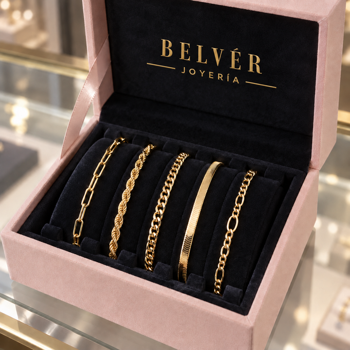 Set de 5 pulseras · Dorado o plateado